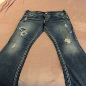 Vintage Plus Size Silver Jeans Tuesday Slim Bootcut. Size 16 x 31 inseam.